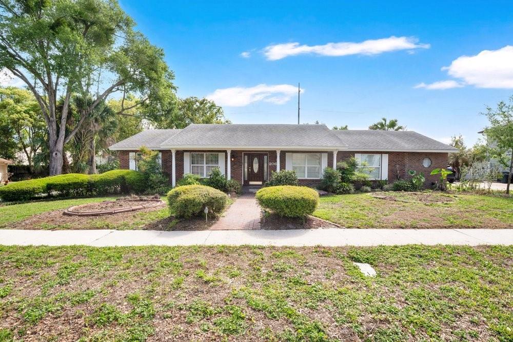 206 CATTAIL COURT