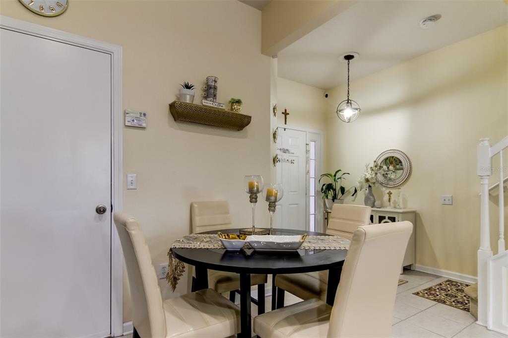 26642 CASTLEVIEW WAY, WESLEY CHAPEL, FL — photo 3 of 30