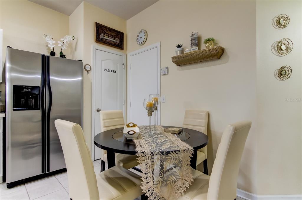 26642 CASTLEVIEW WAY, WESLEY CHAPEL, FL — photo 4 of 30