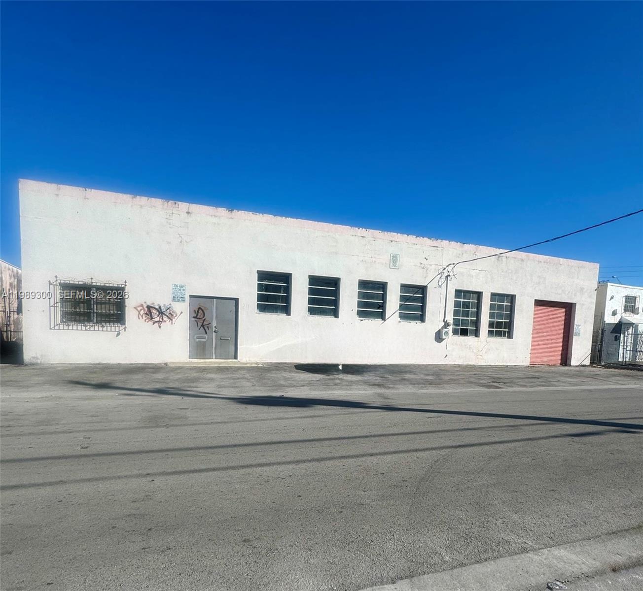 211 W 22nd St, Hialeah FL 33010