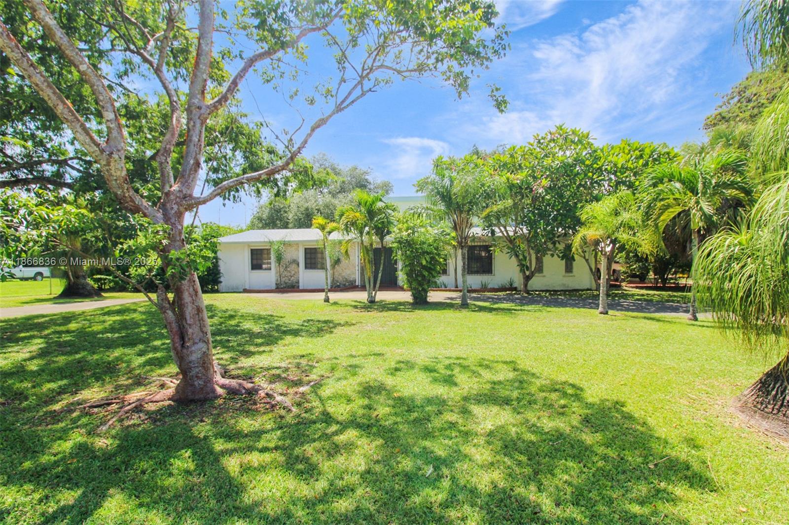 23500 SW 153rd Ct, Homestead FL 33032