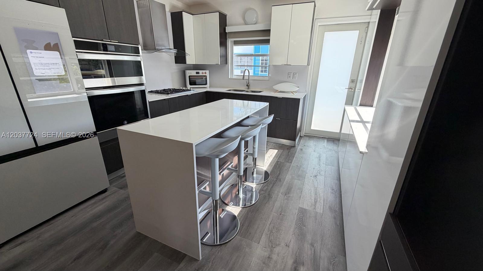 650 Pennsylvania Ave # 24, Miami Beach FL 33139