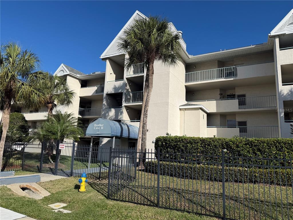 5557 SEA FOREST DRIVE UNIT 212