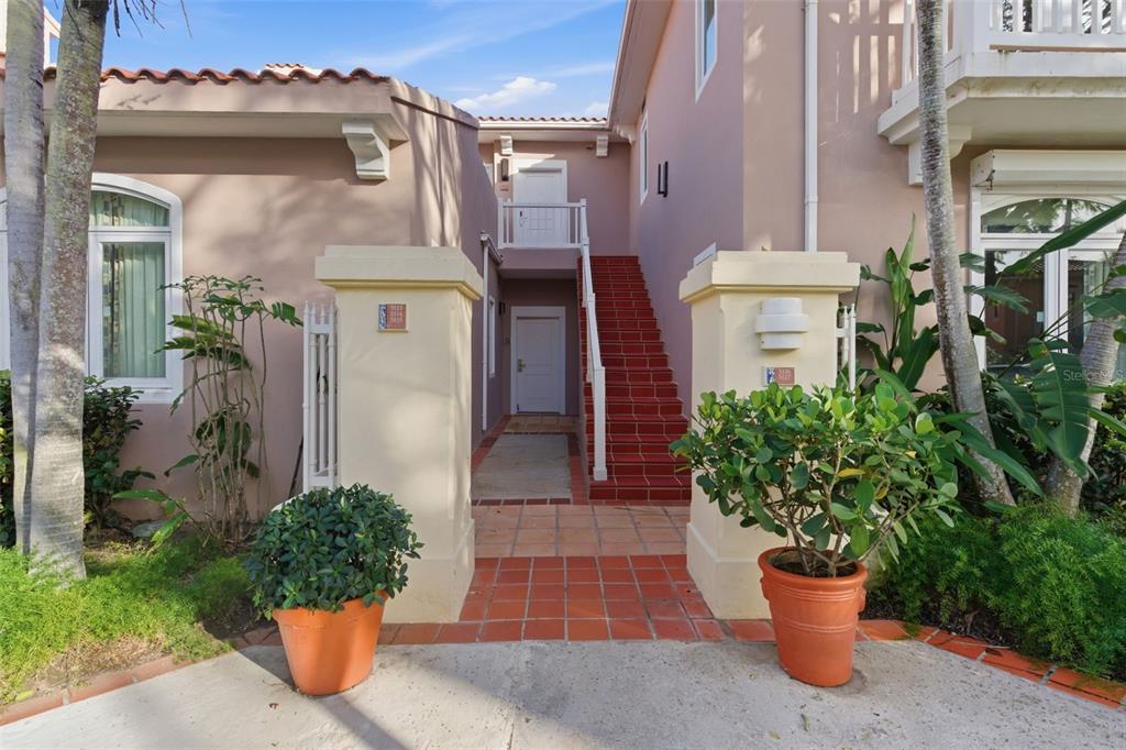 Las Casitas I 1000 AVENUE EL CONQUISTADOR UNIT 5113-14-15