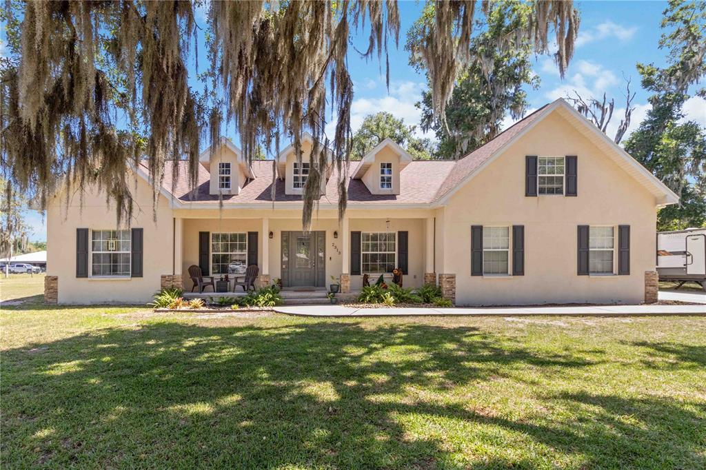 2313 HOLDEN LANE