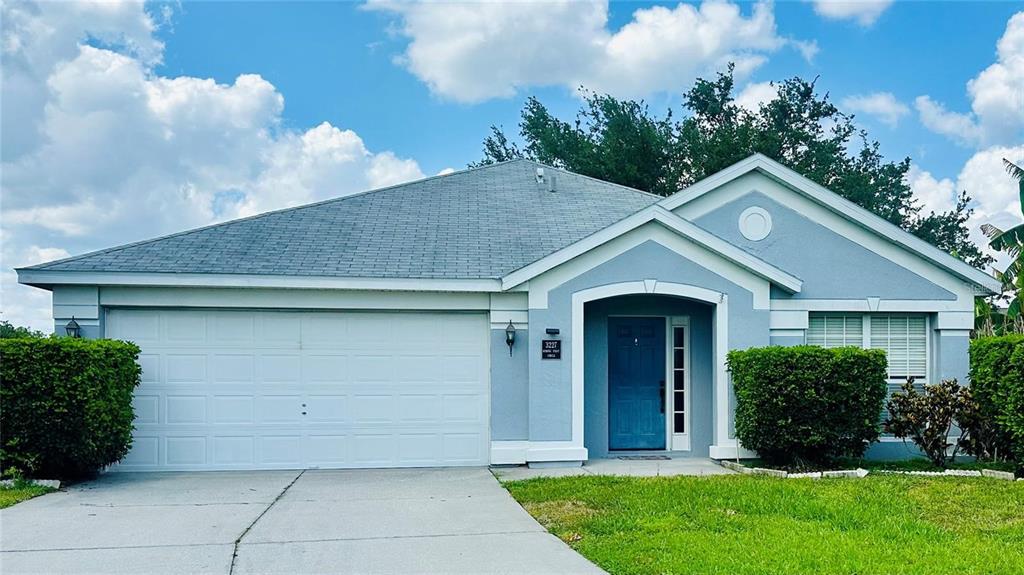 3227 HERONS POINT CIRCLE