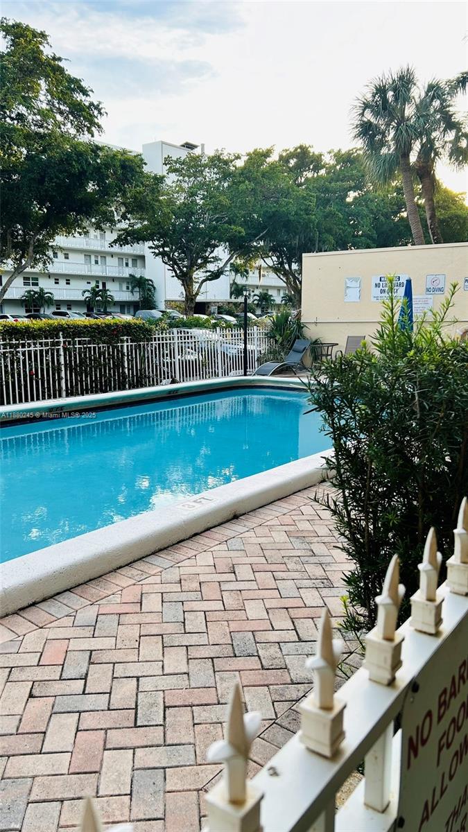 1300 Moffett St # 104, Hallandale Beach FL 33009