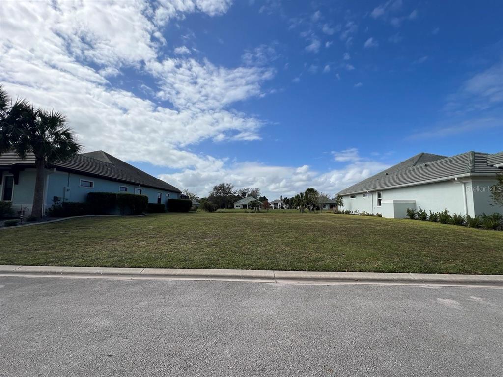 130 LONGVIEW WAY N, PALM COAST, FL — photo 3 of 10
