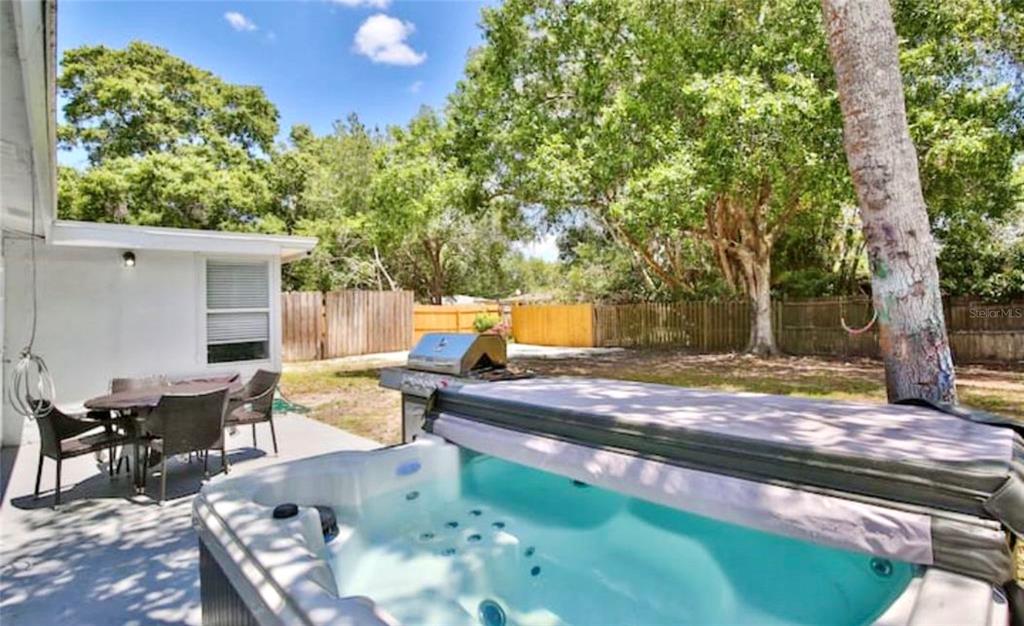 3113 MCINTOSH ROAD, SARASOTA, FL — photo 2 of 19