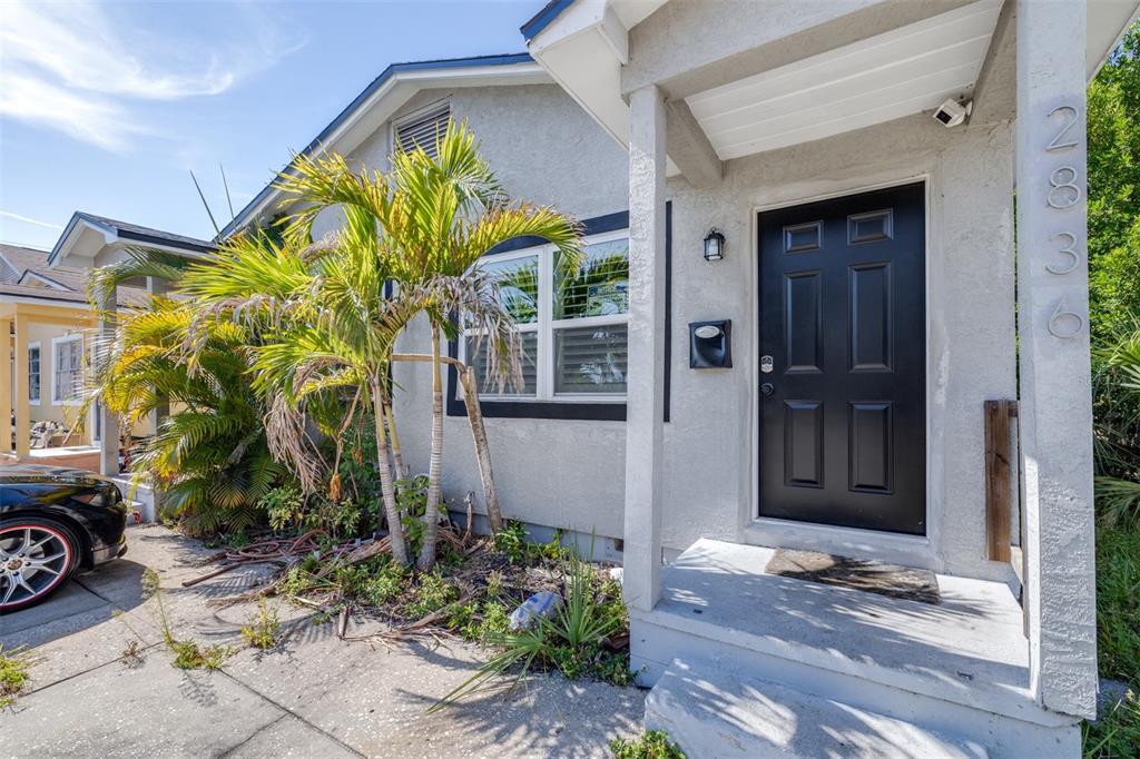 2834 & 2836 FREEMONT TERRACE S