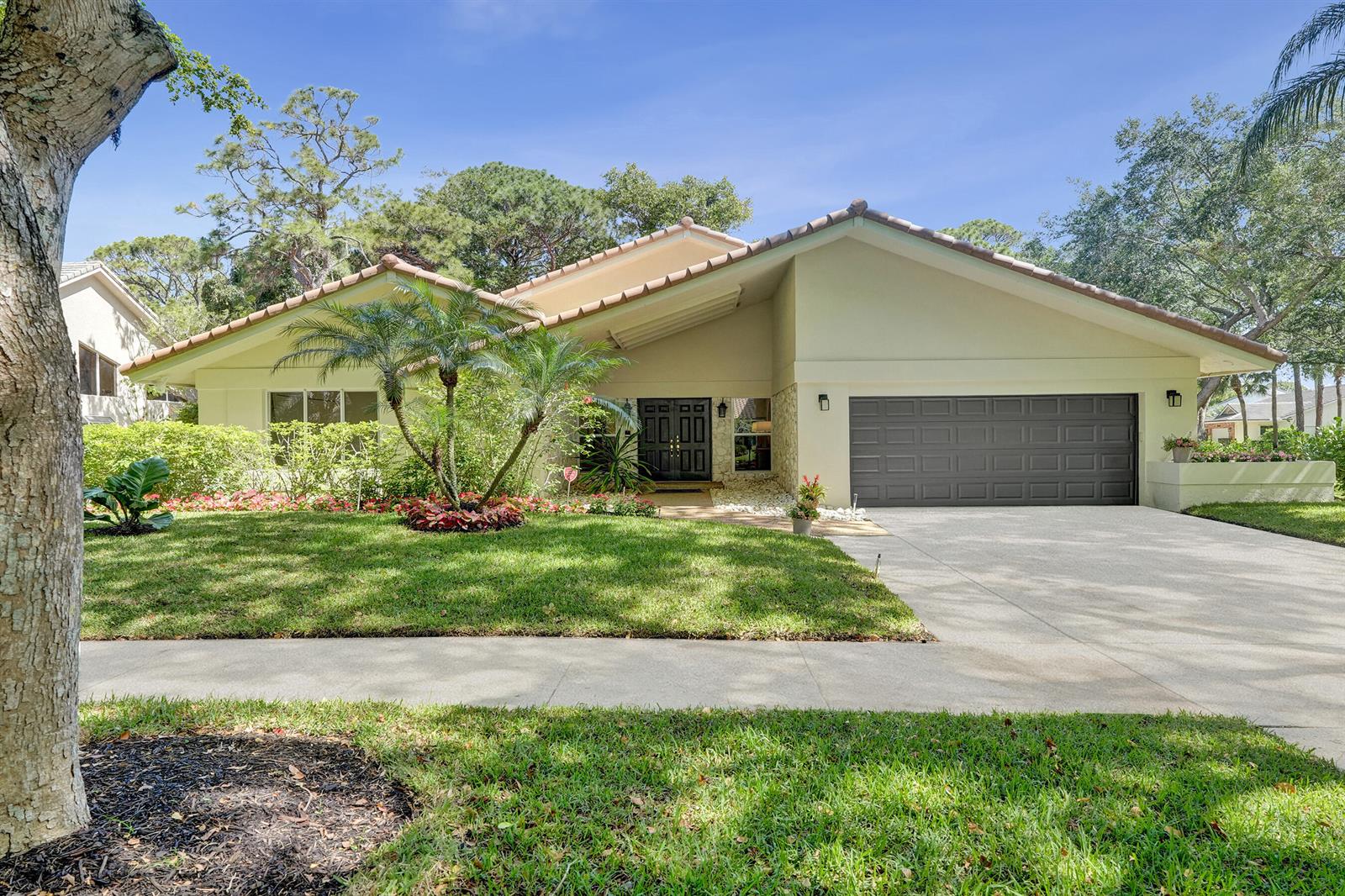 2401 NW 39th Street, Boca Raton FL 33431