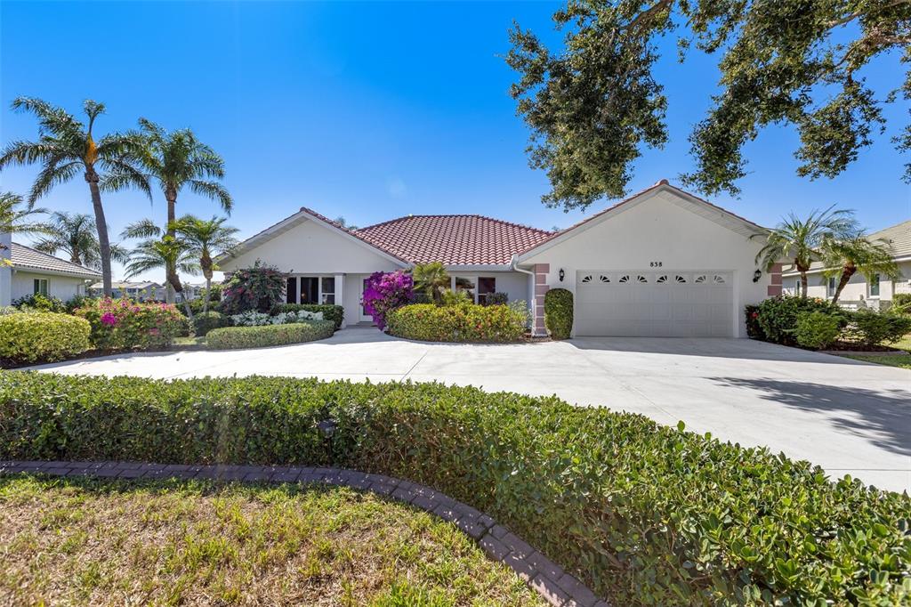 838 CARNOUSTIE DRIVE