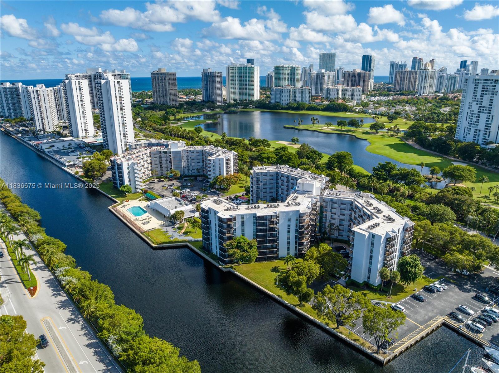 3401 N Country Club Dr # 308, Aventura FL 33180