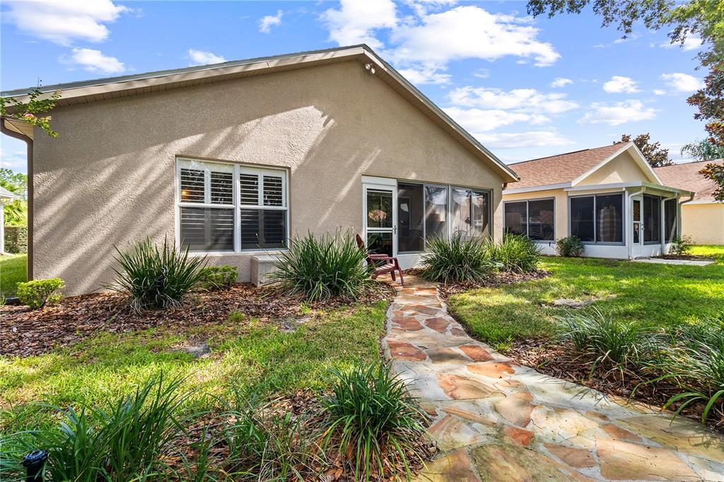 11464 INMAN COURT