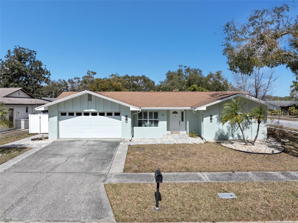 101 CHESTNUT CIRCLE