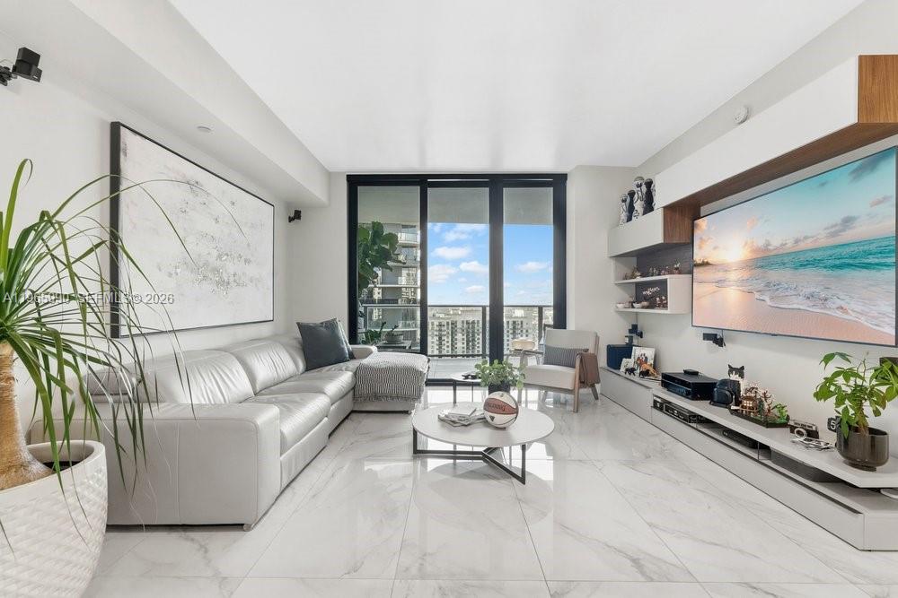 1010 Brickell Ave # 4011, Miami FL 33131