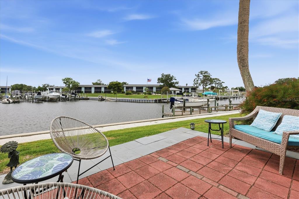 24 OAKWOOD DRIVE N UNIT 24