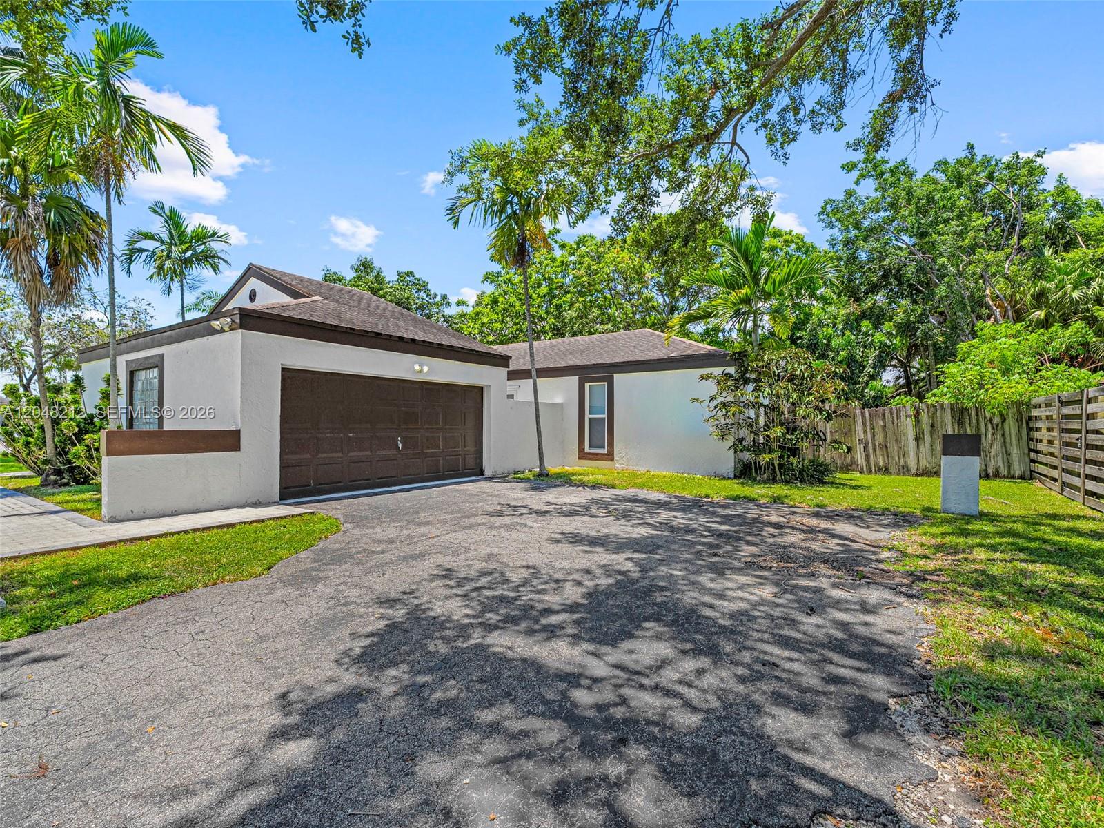 15491 SW 153rd St, Miami FL 33187