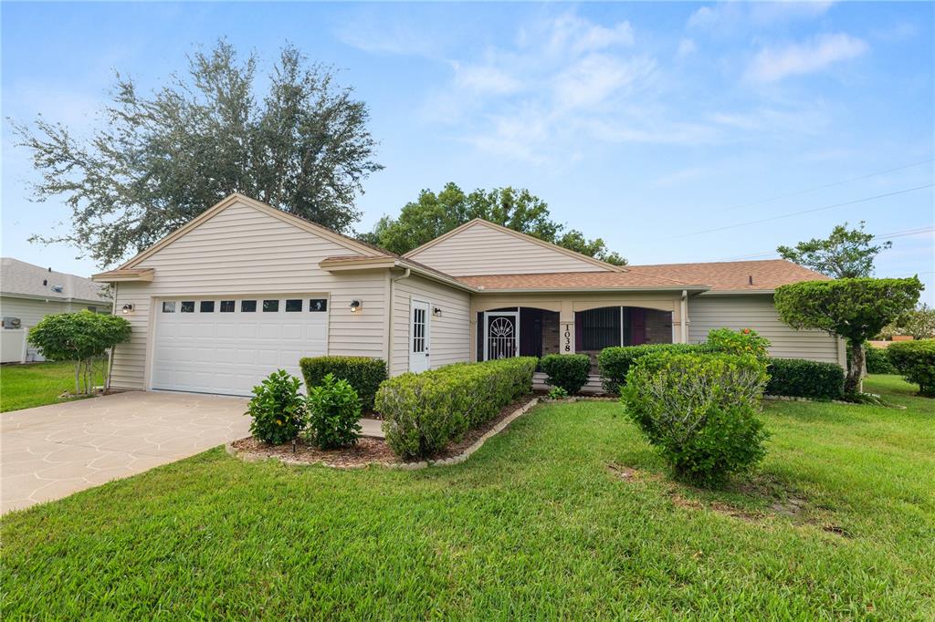 1038 PARAKEET TRAIL
