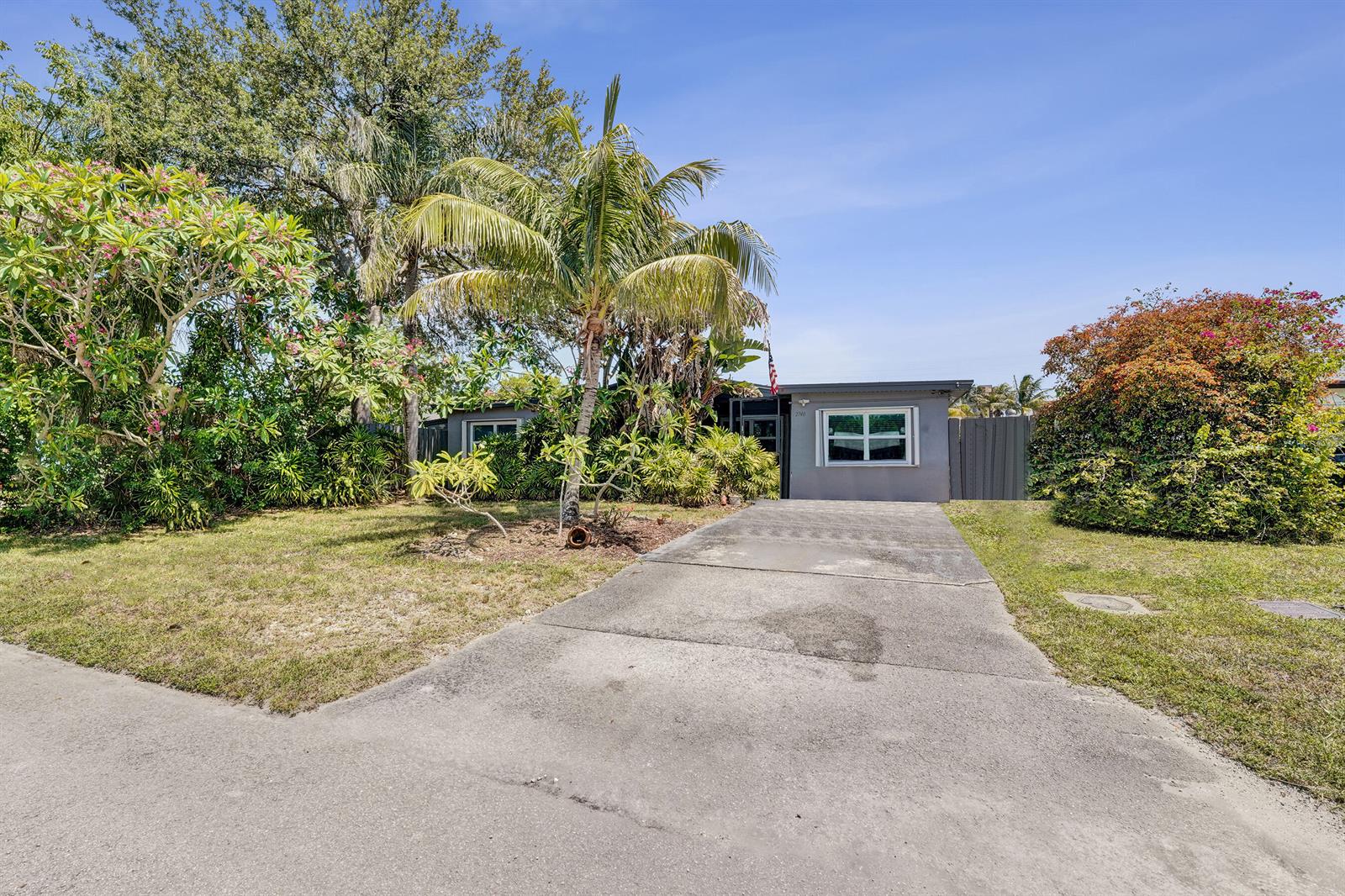 2740 SW 46th Court, Dania Beach FL 33312