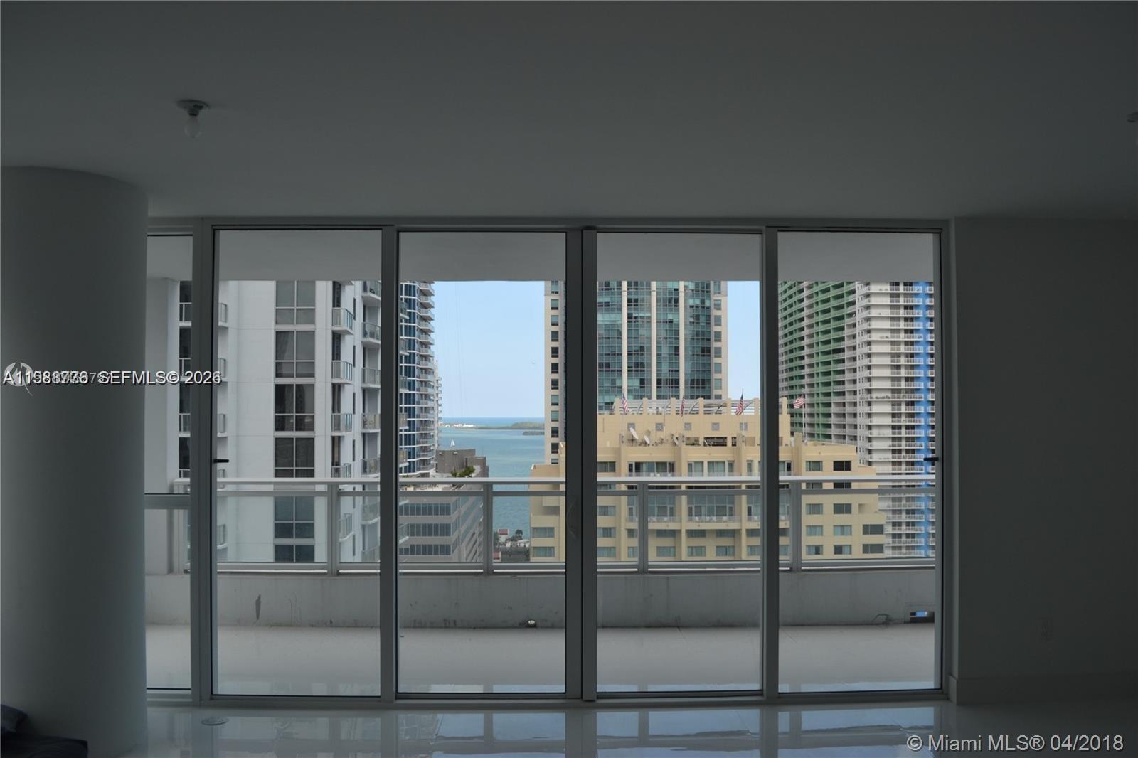 MIAMI, FL — photo 5 of 12
