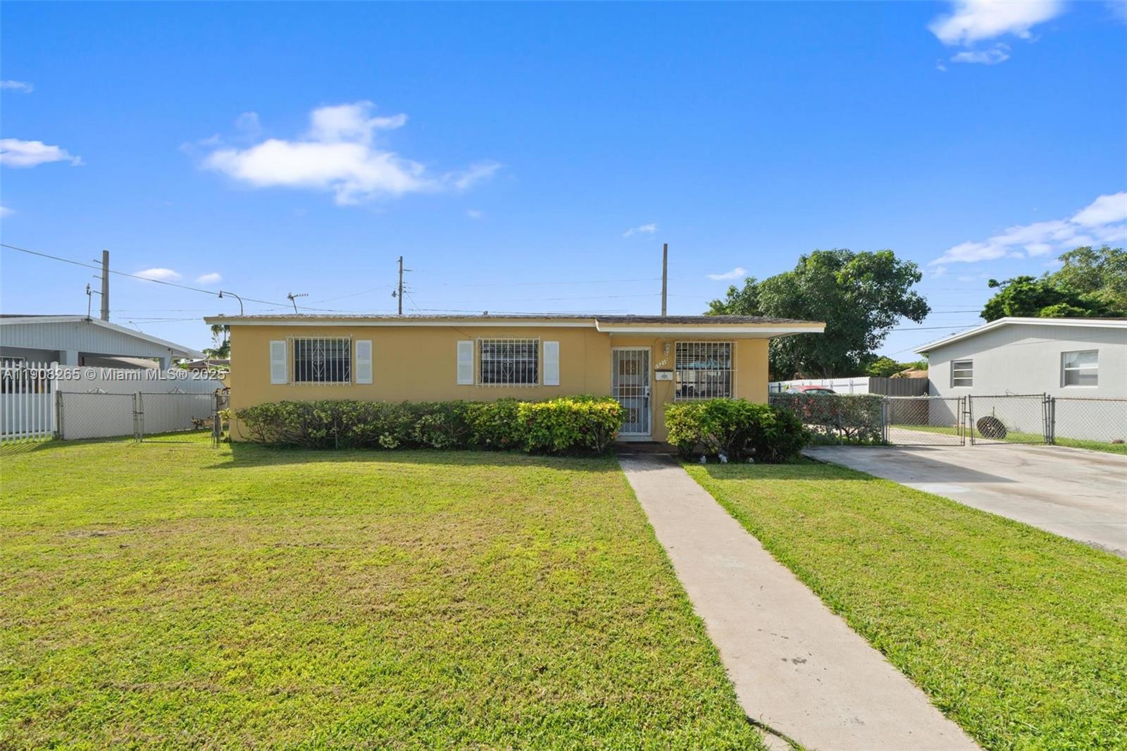 10210 SW 151st Ter, Miami FL 33176