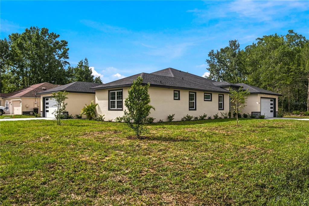 2 BUTTONBUSH LANE