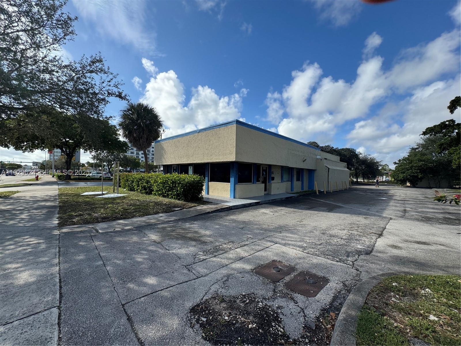 505 N Federal Hwy, Pompano Beach FL 33062