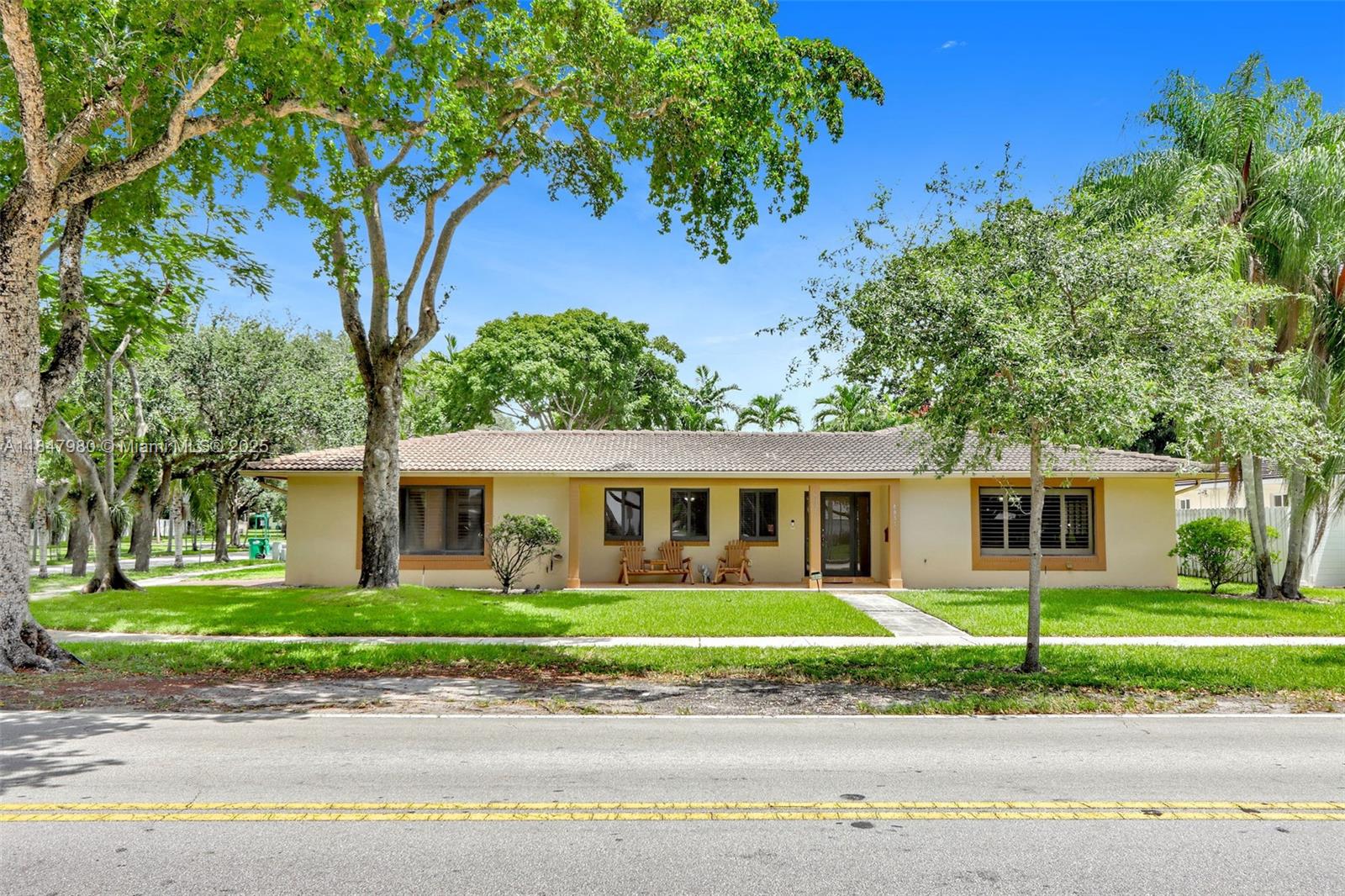 6851 S Miami Lakeway, Miami Lakes FL 33014