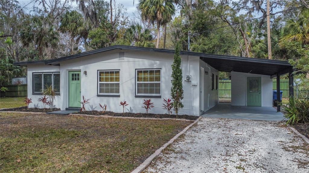 309 NW CRYSTAL STREET