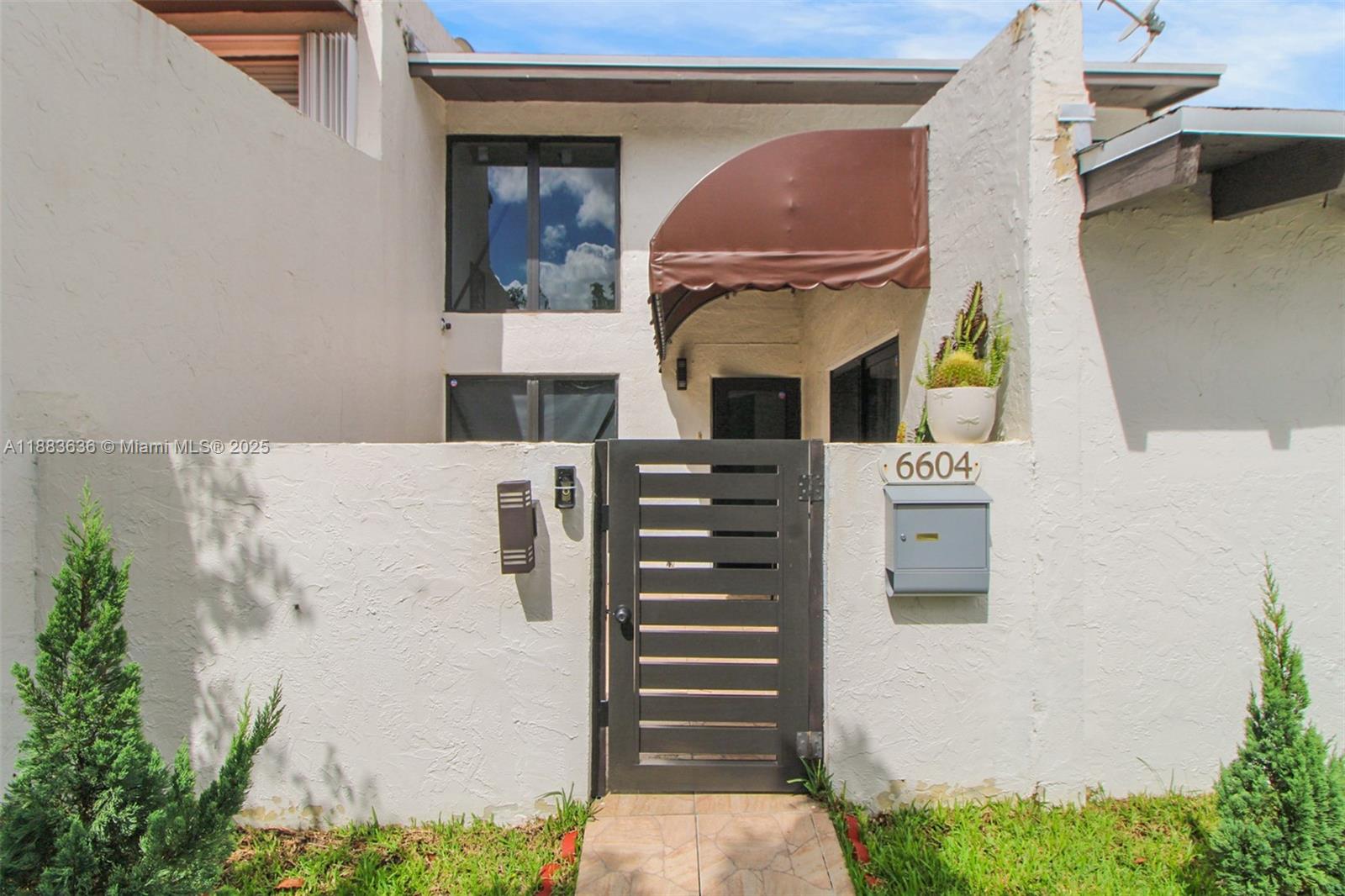 6604 SW 113th Ave, Miami FL 33173