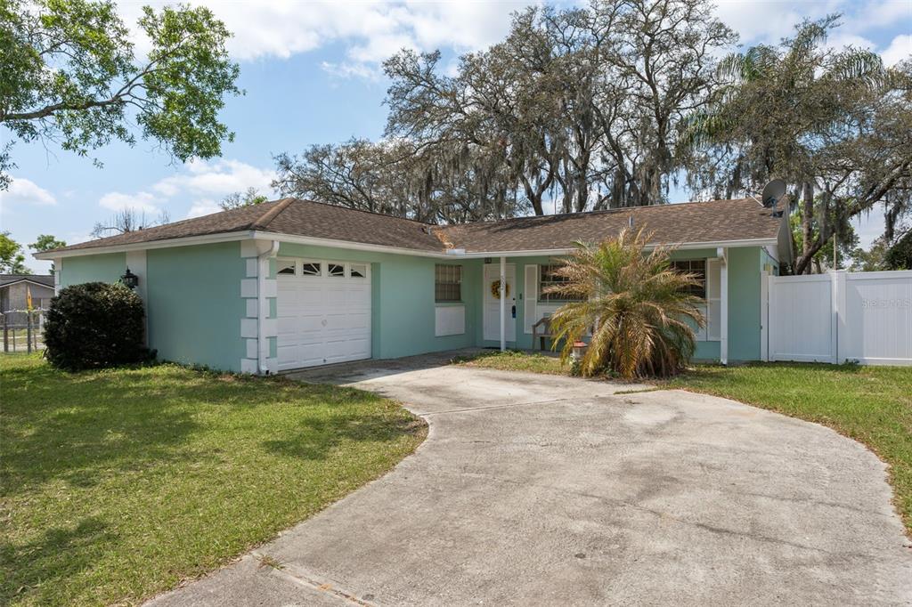502 AVOCADO CIRCLE, BRANDON, FL — photo 2 of 30