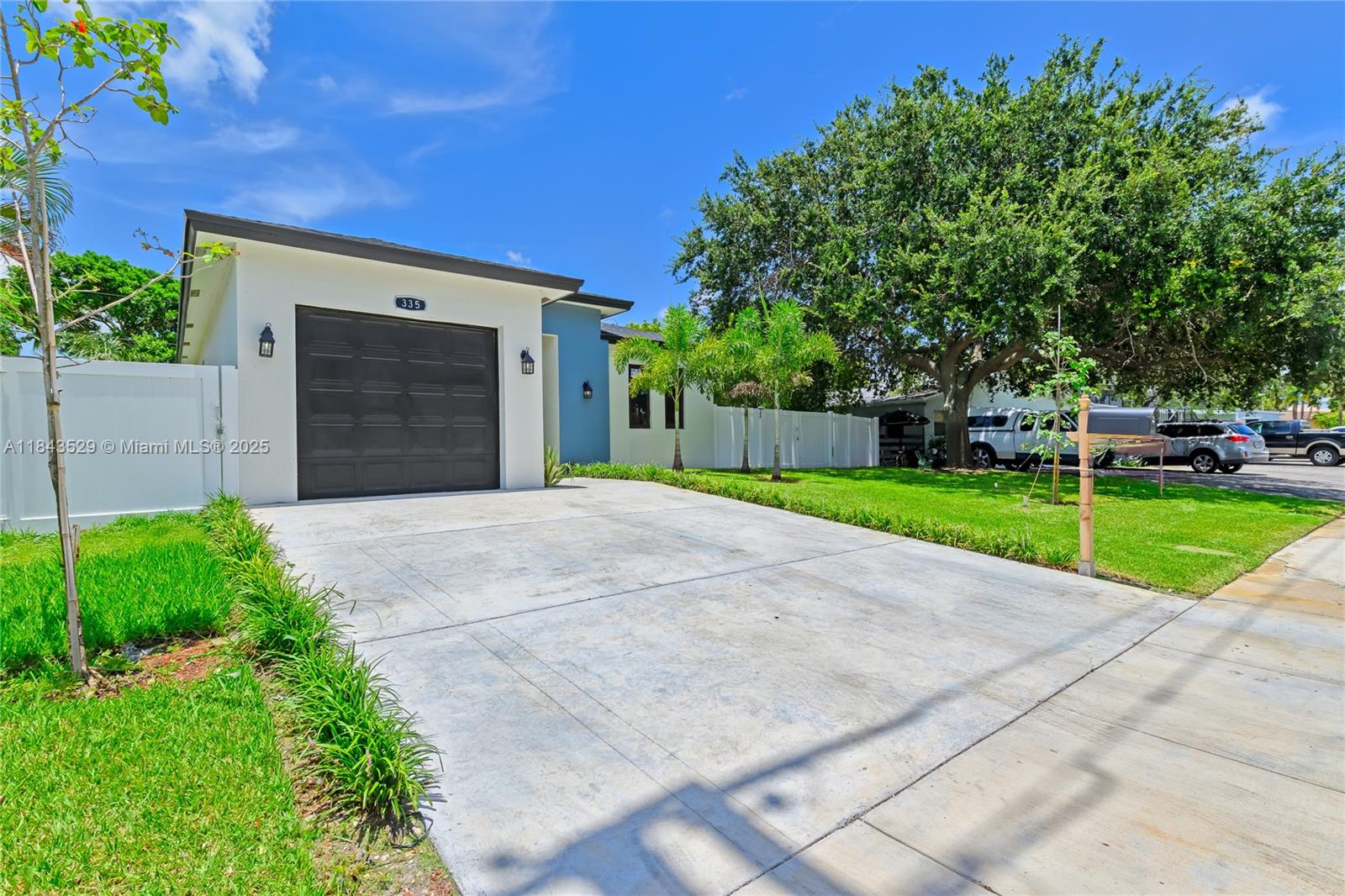 335 NW 15th St, Pompano Beach FL 33060