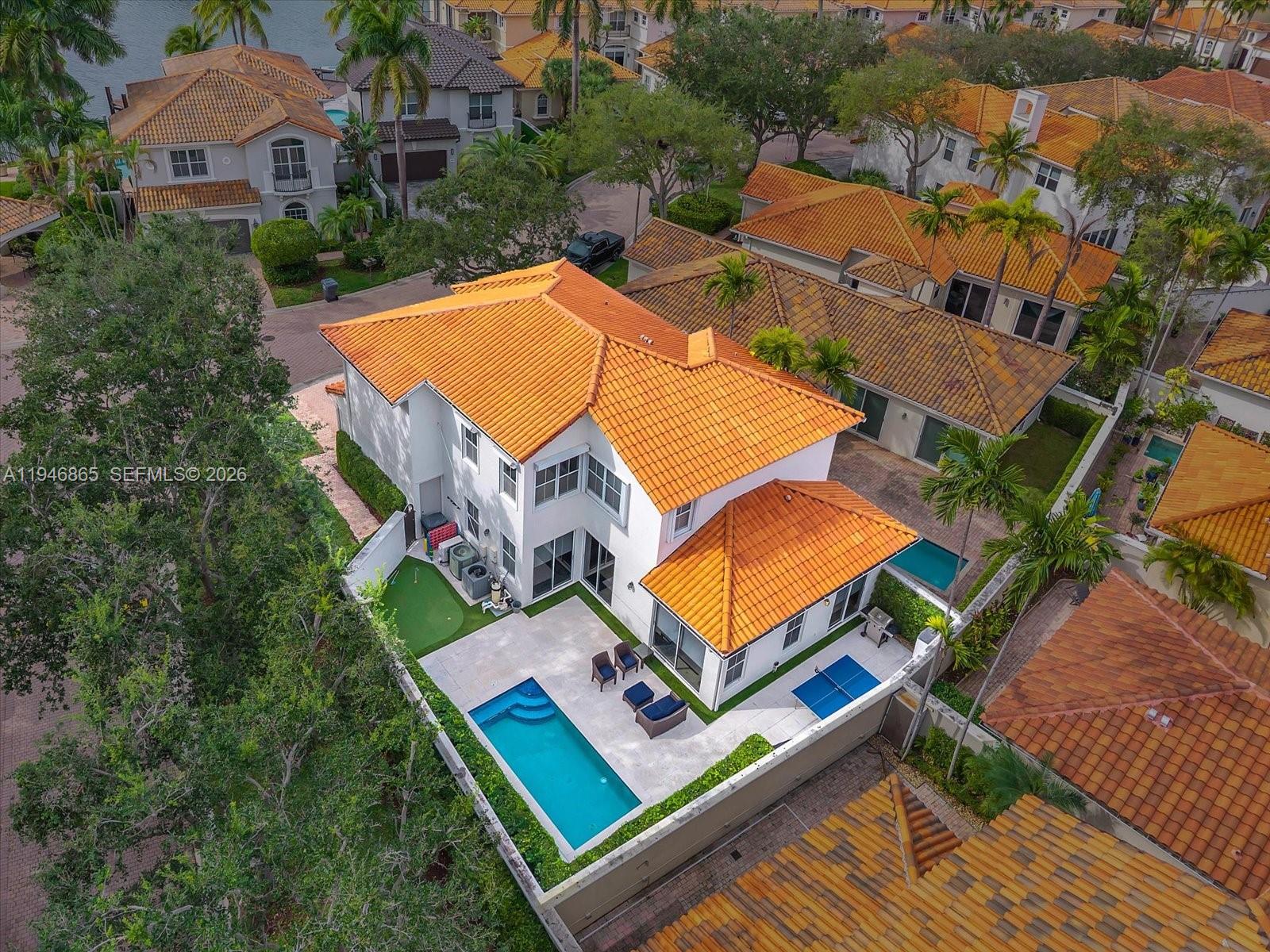 1469 Shoreline Way, Hollywood FL 33019