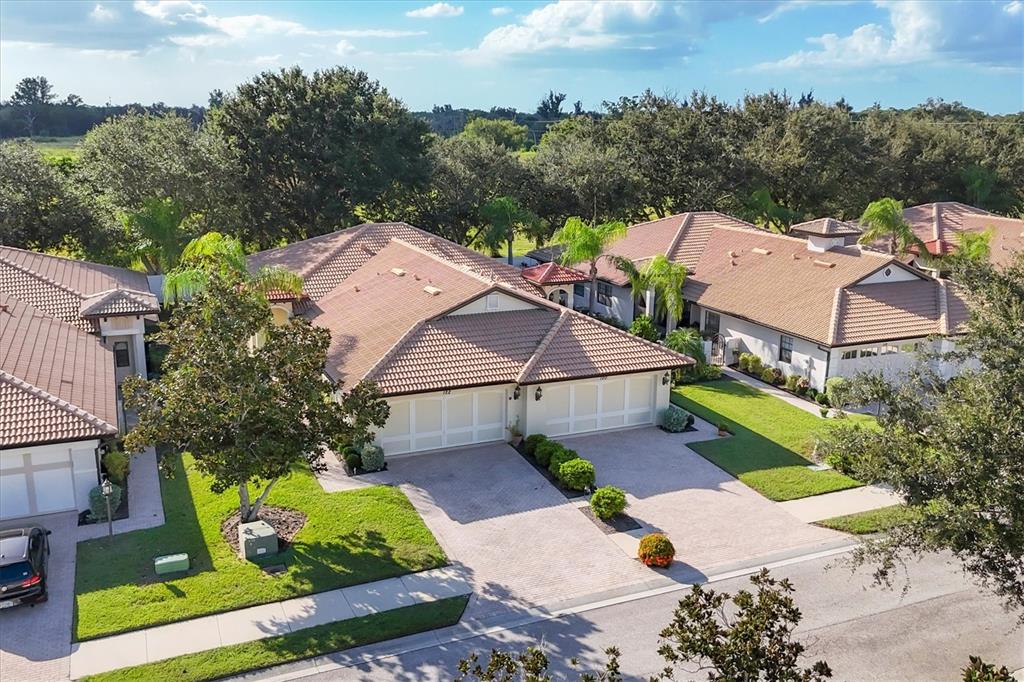 122 PRESERVE PLACE