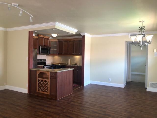 662 Saxony Trail N, Delray Beach FL 33446