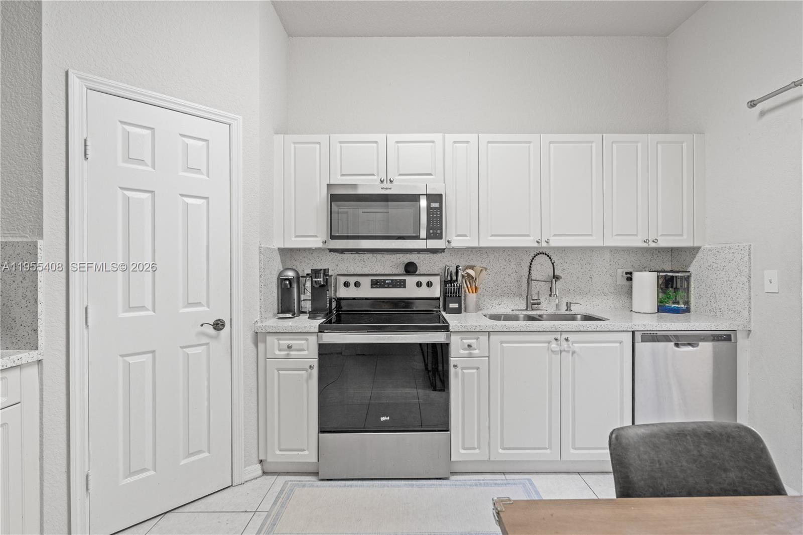 1940 SE 24th Ter, Homestead FL 33035