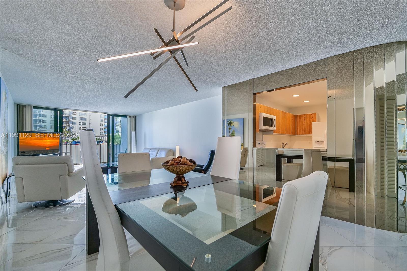 2401 S Ocean Dr # 305, Hollywood FL 33019