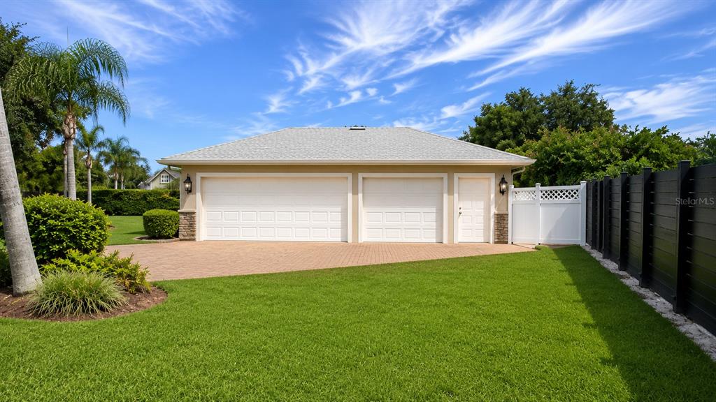 10625 BRONSON ROAD, CLERMONT, FL — photo 4 of 30