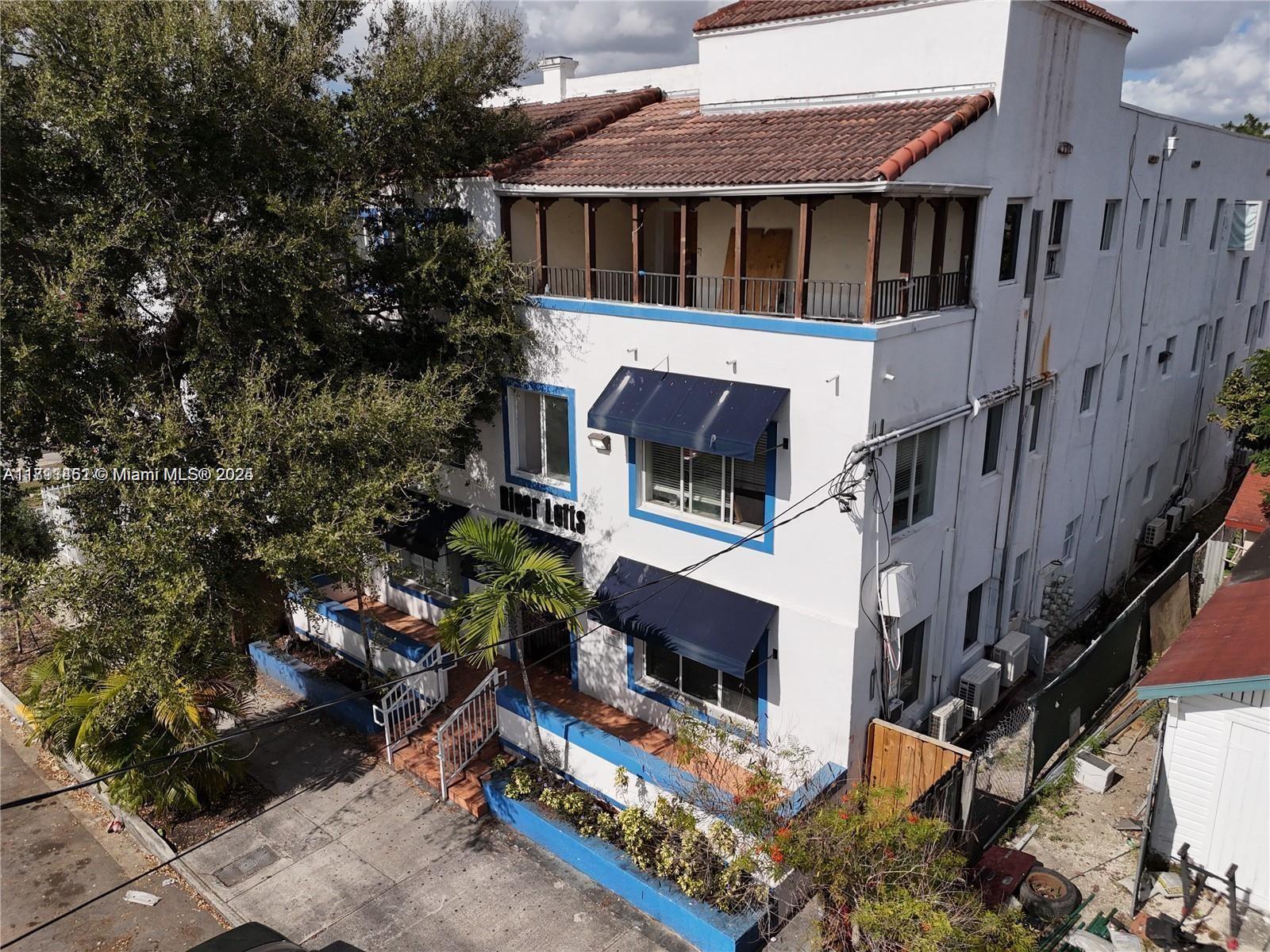 1021 NW 3rd St # 305, Miami FL 33128