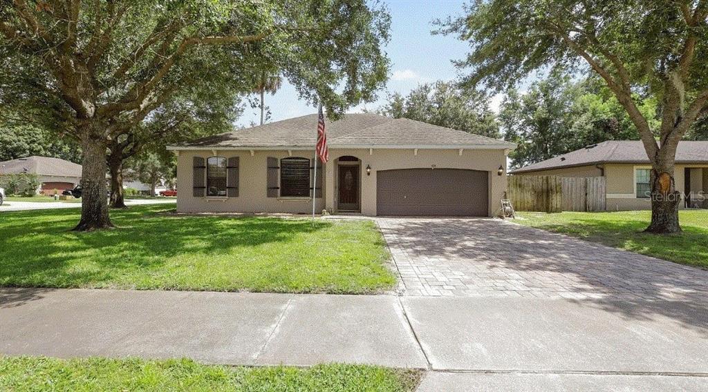 416 COUNTRY VIEW CIRCLE