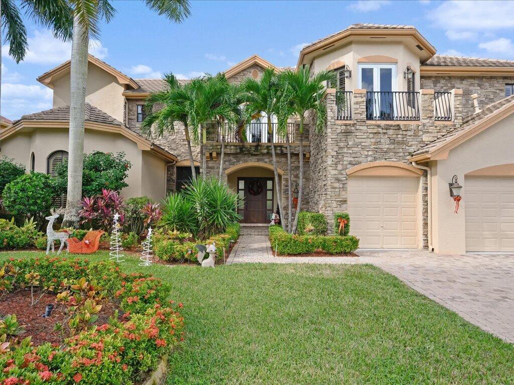 10596 Versailles Boulevard, Wellington FL 33449