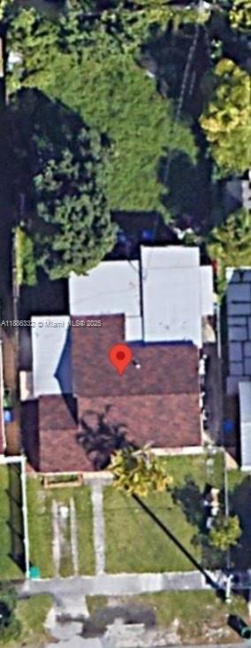 2473 SW 14th St, Miami FL 33145