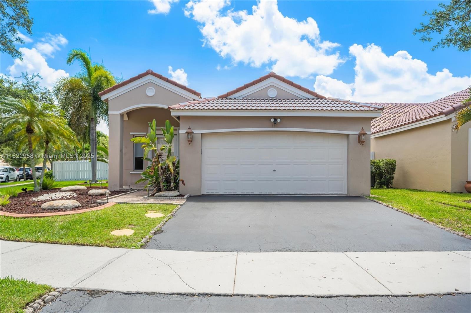 490 Talavera Rd, Weston FL 33326