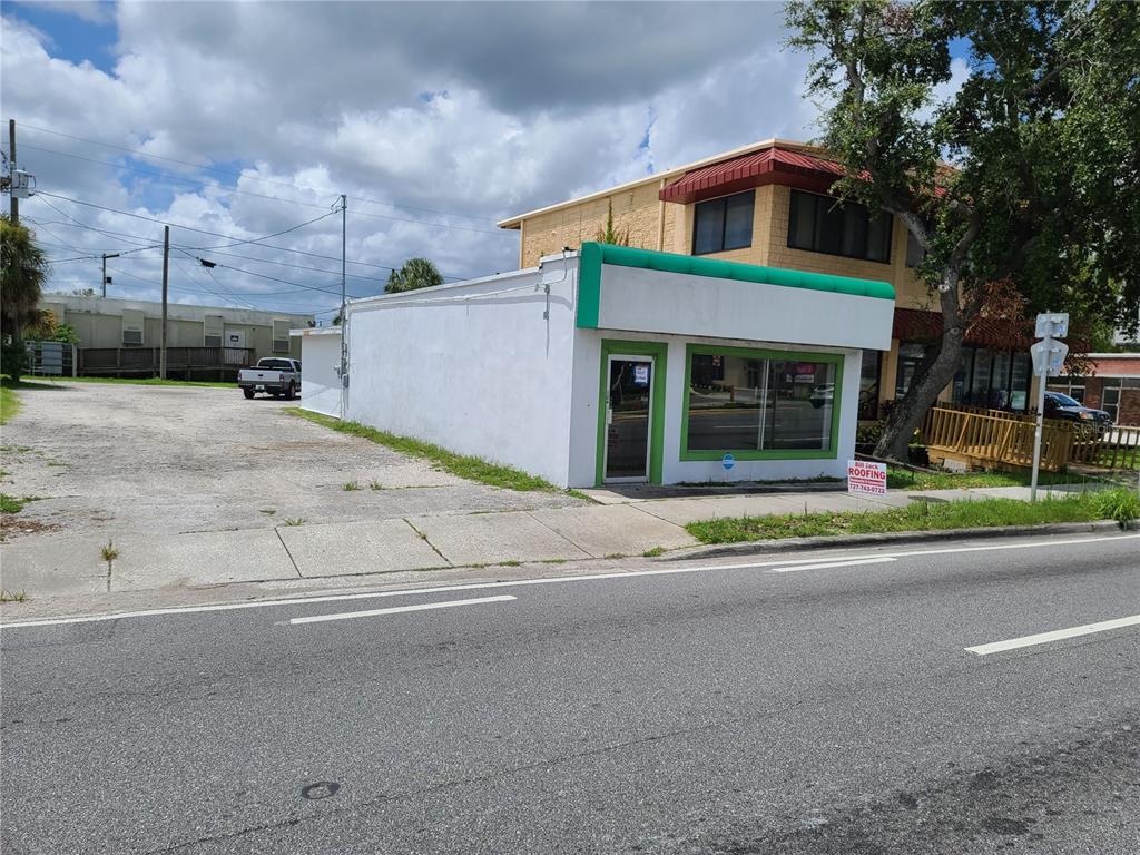 4980 PARK BOULEVARD N, PINELLAS PARK, FL — photo 2 of 24