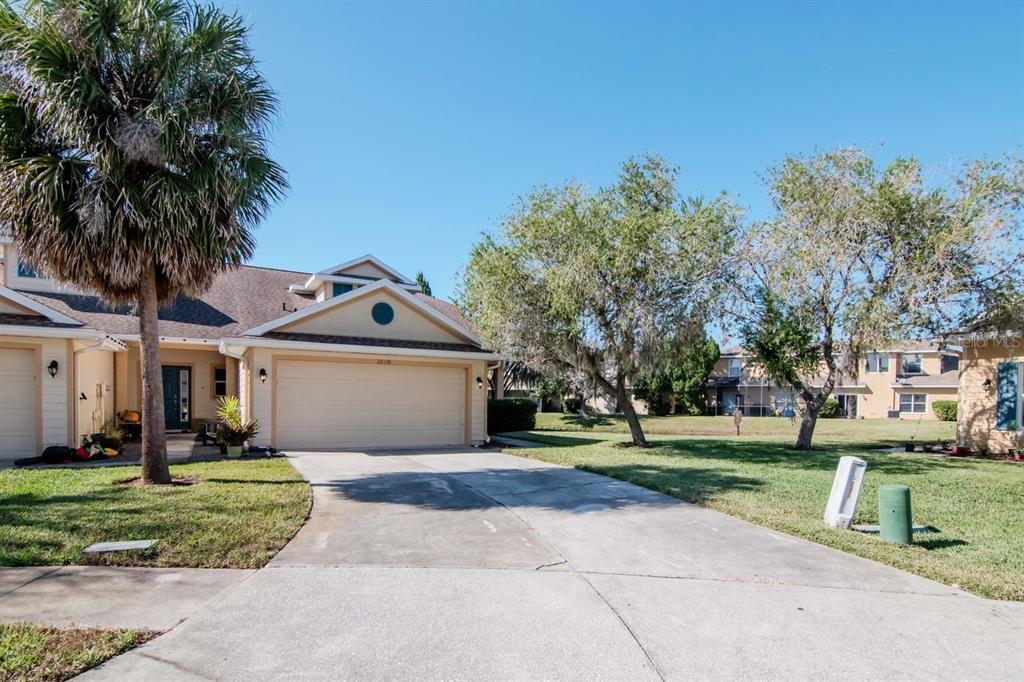 20318 OAK KEY COURT