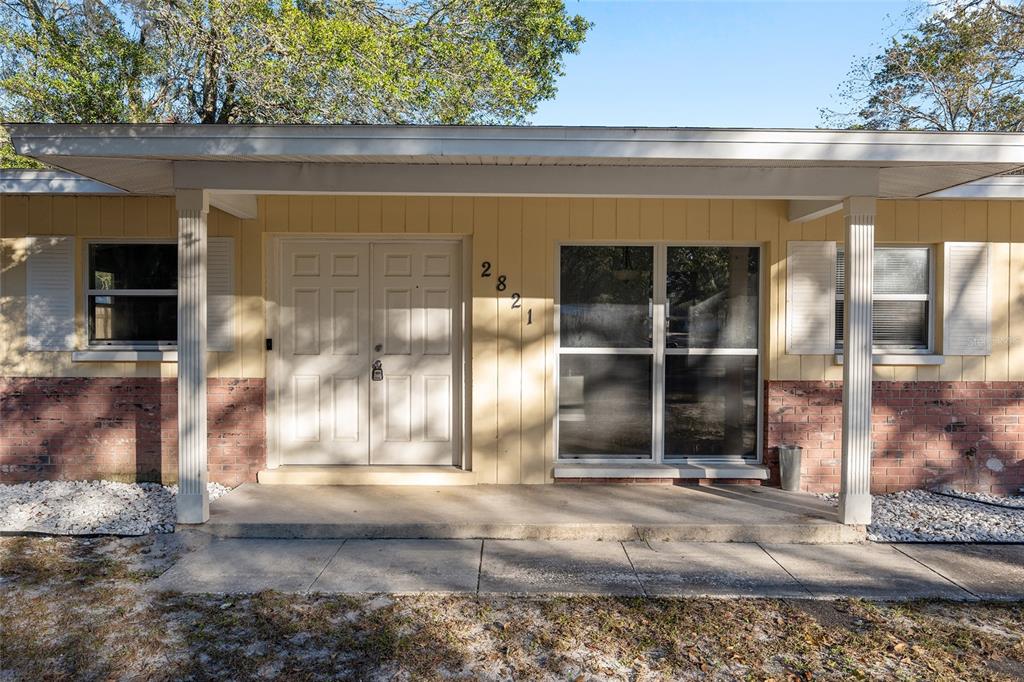 2821 NE 17TH TER, GAINESVILLE, FL — photo 2 of 30