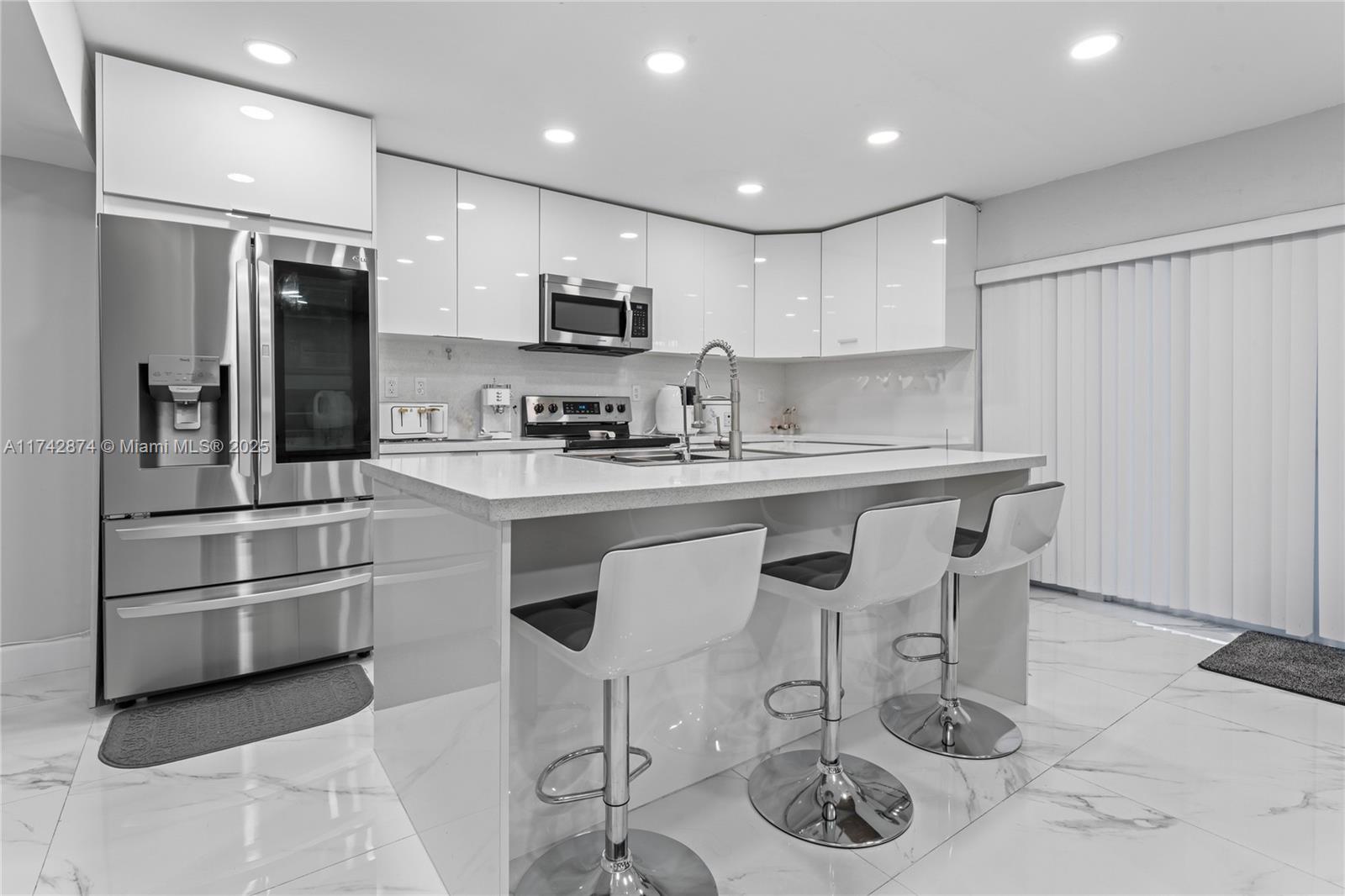 7140 W 2nd Way # 7140, Hialeah FL 33014