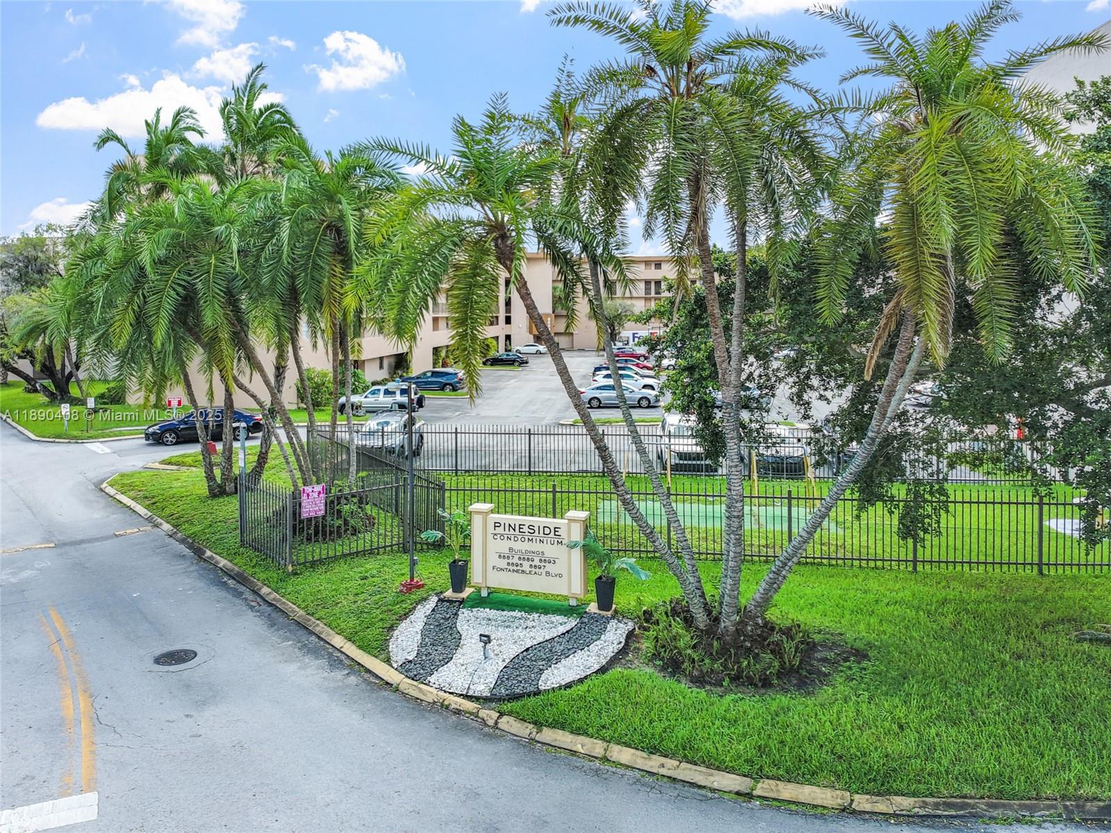 8895 Fontainebleau Blvd # 107, Miami FL 33172