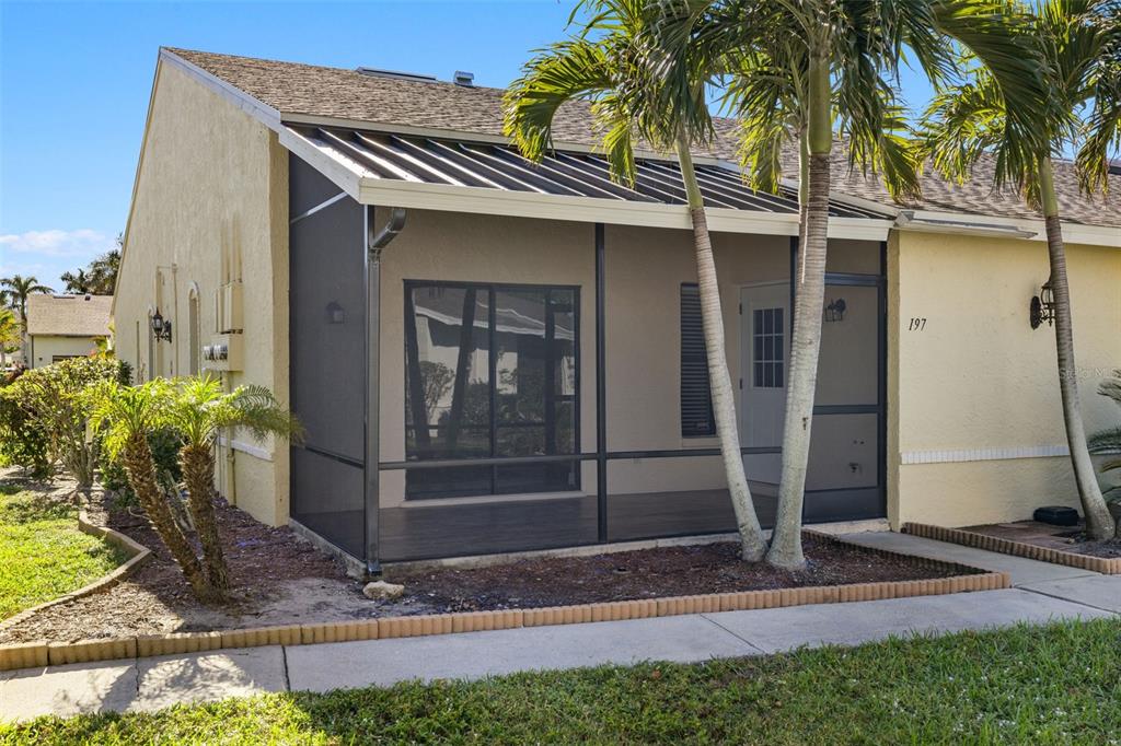 1518 SW COURTYARDS LANE UNIT 197